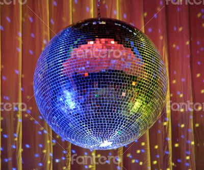 night club lighting mirror-ball