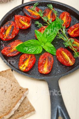 baked cherry tomatoes with basil and thyme