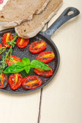 baked cherry tomatoes with basil and thyme