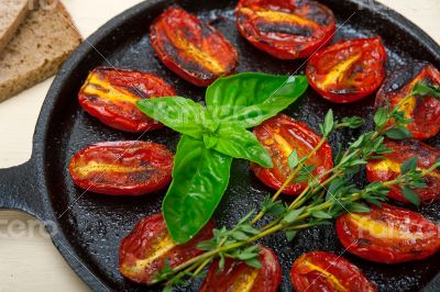 baked cherry tomatoes with basil and thyme