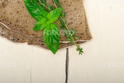 bread basil and thyme