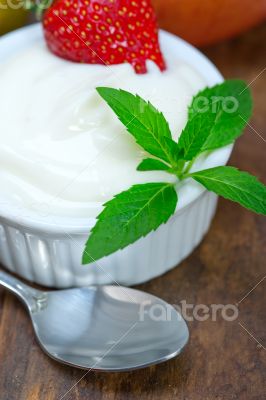 fruits and yogurt 