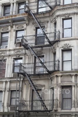 Multi level fire escape