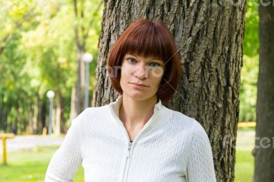Woman with brown hair Woman with brown hair