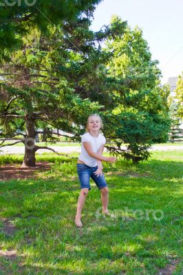 Dancing girl with sore knee