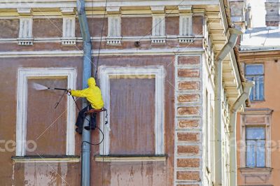 Cleaning service worker