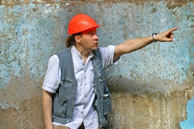 The chief of constructions