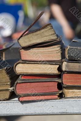 ANTIQUE MARKET Old BOOKS