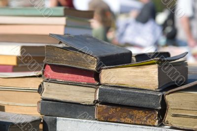 ANTIQUE MARKET Old BOOKS