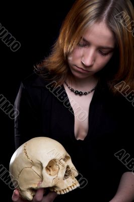 girl with skull