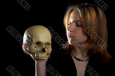 girl with skull