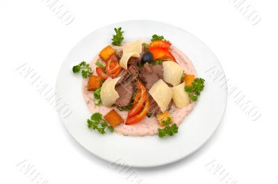 Veal salad with vegetables and parmesan