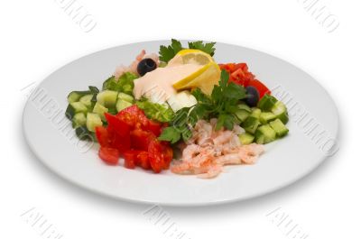 shrimp salad with vegetables