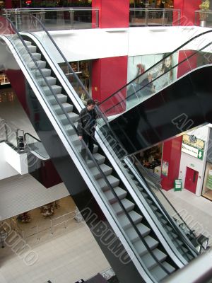 crossing escalators