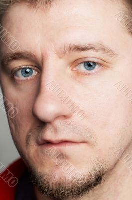 Casual bearded man. Shallow DOF.