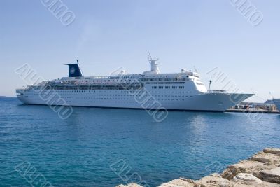Cruise Ship