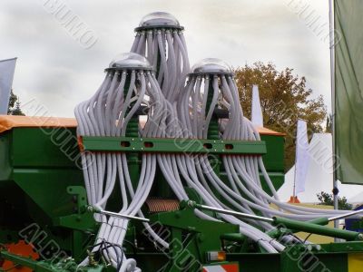 Cultivator