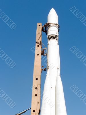 Rocket the East