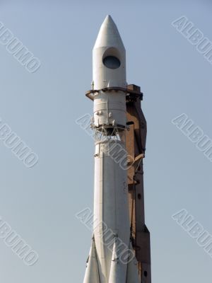 Rocket the East