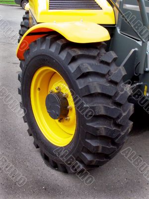 wheel, tractor