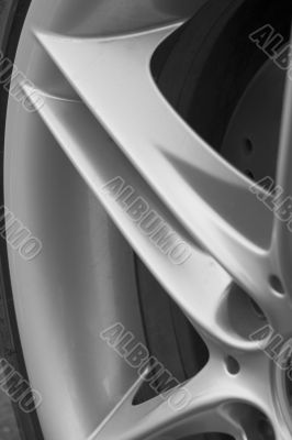 Wheel detail 1