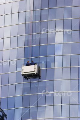 Skyscraper windows washers