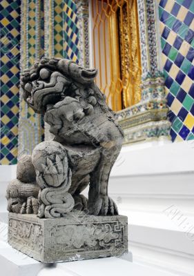 Statue