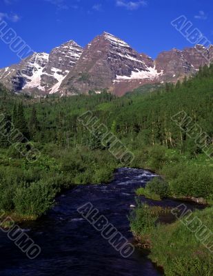 Maroon Bells & Maroon Creek