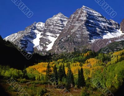 Maroon Bells No Clouds