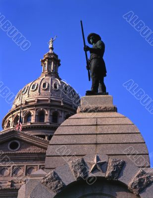 Statue &Texas Capitol