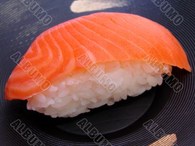 Salmon sushi