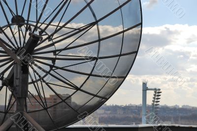 Big antenna on roof