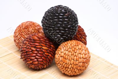 Balls of seeds 2