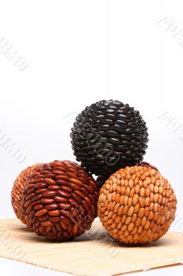 Balls of seeds 3