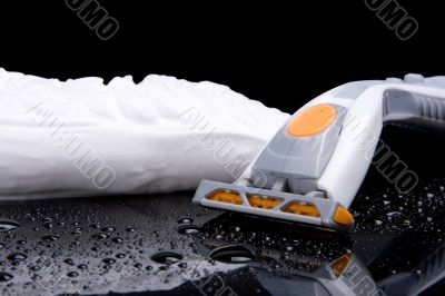 Razor and cream