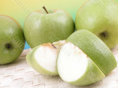 green apples