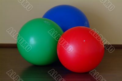 3 baelle | 3 balls