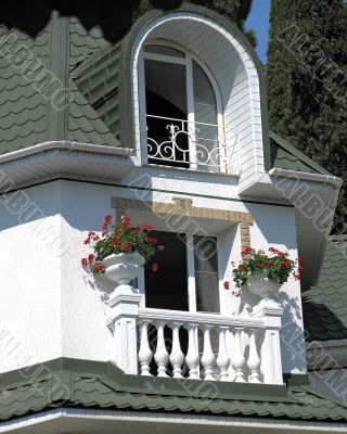 The graceful house