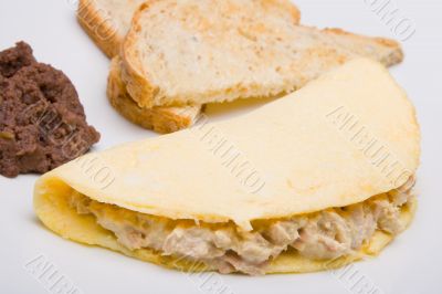 Tuna omelet