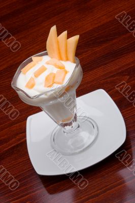 Youghurt and melon