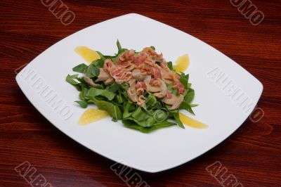 Spinach salad