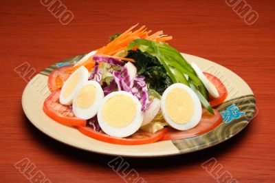 Salad with lettuce