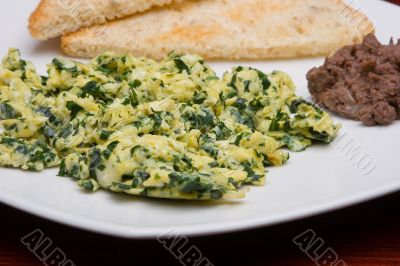 Eggs with spinach