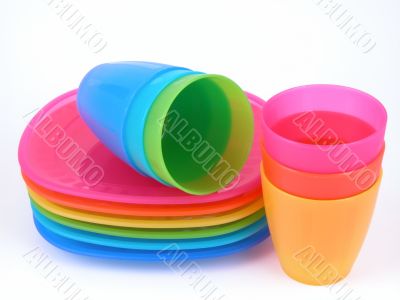 plastic cups and plates
