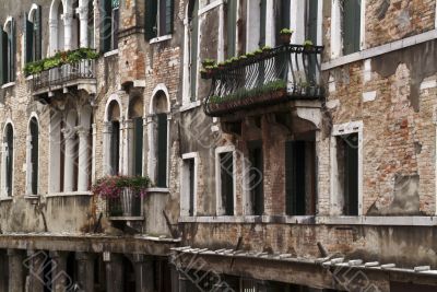 Building alongside the canal