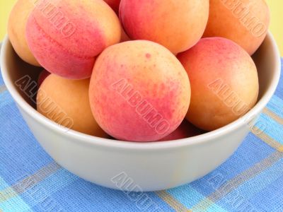 apricots