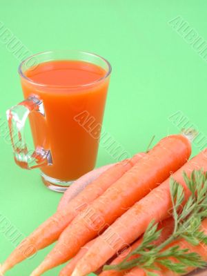 natural carrot juice