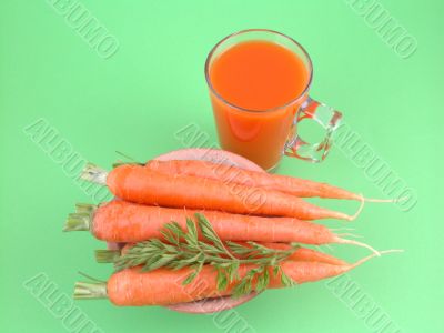 natural carrot juice