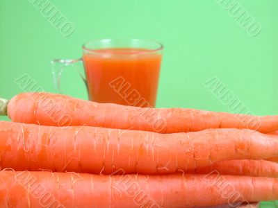 natural carrot juice