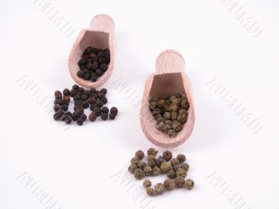 black and green pepper